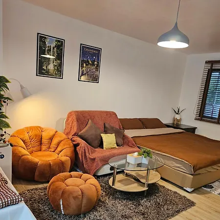 Comfy Stay In Hillside Nimman